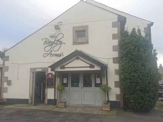 Bayley Arms Hotel Hurst Green  Esterno foto