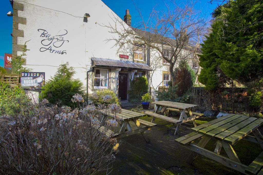 Bayley Arms Hotel Hurst Green  Esterno foto